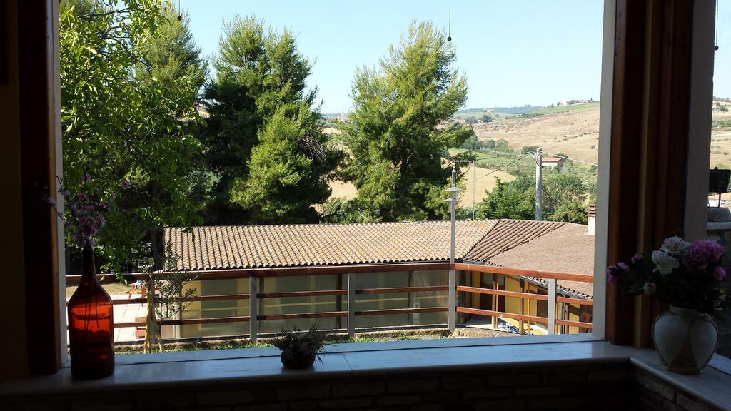 Bed and Breakfast Agriturismo Col Morino Pineto Exteriér fotografie