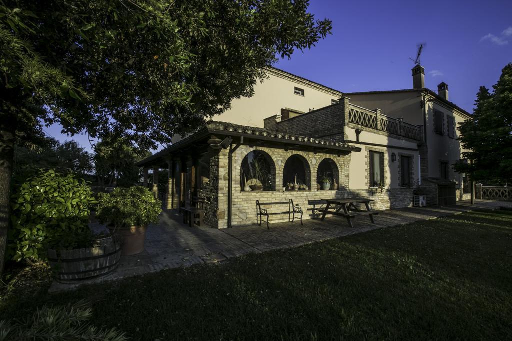 Bed and Breakfast Agriturismo Col Morino Pineto Exteriér fotografie